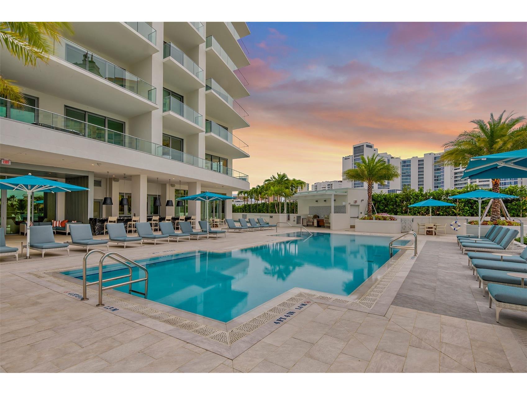 401 Quay Commons #805 Sarasota FL 34236 A4684494 image60