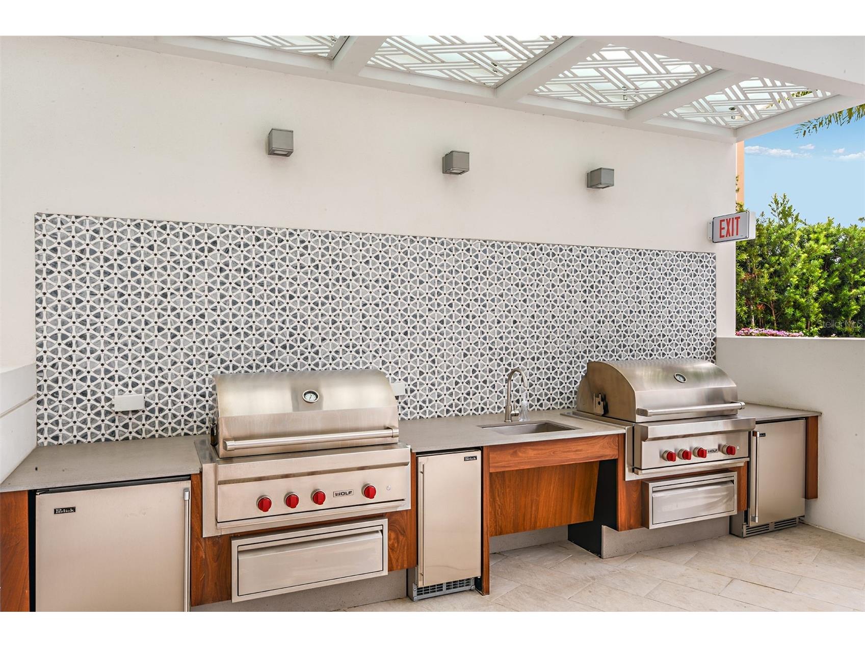 401 Quay Commons #805 Sarasota FL 34236 A4684494 image61