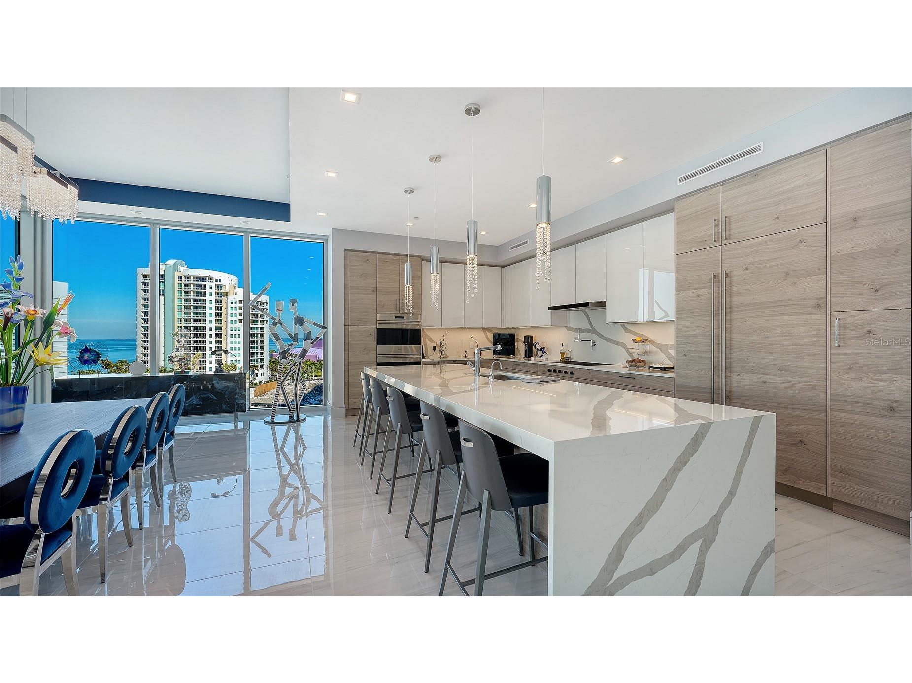 401 Quay Commons #805 Sarasota FL 34236 A4684494 image8