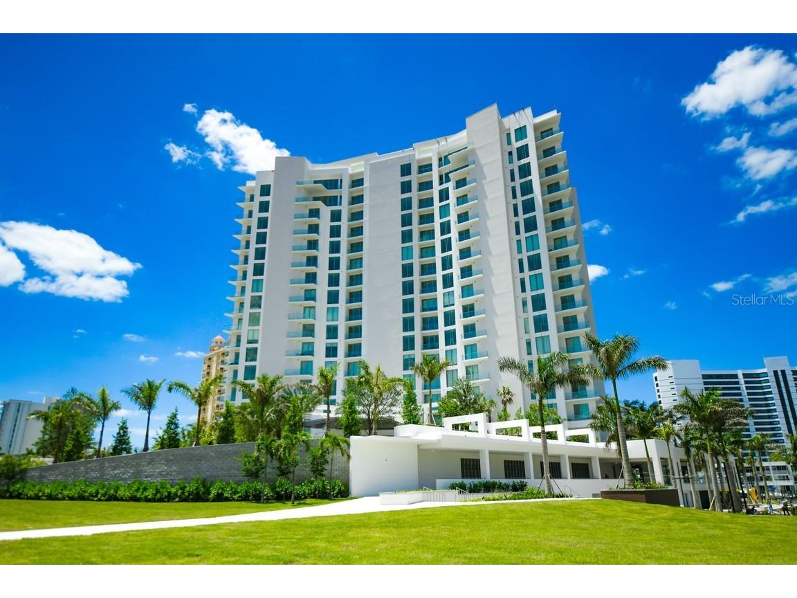 401 Quay Commons #PH 1901 Sarasota FL 34236 - SARASOTA BAY/GULF OF MEXICO A4499051 image1