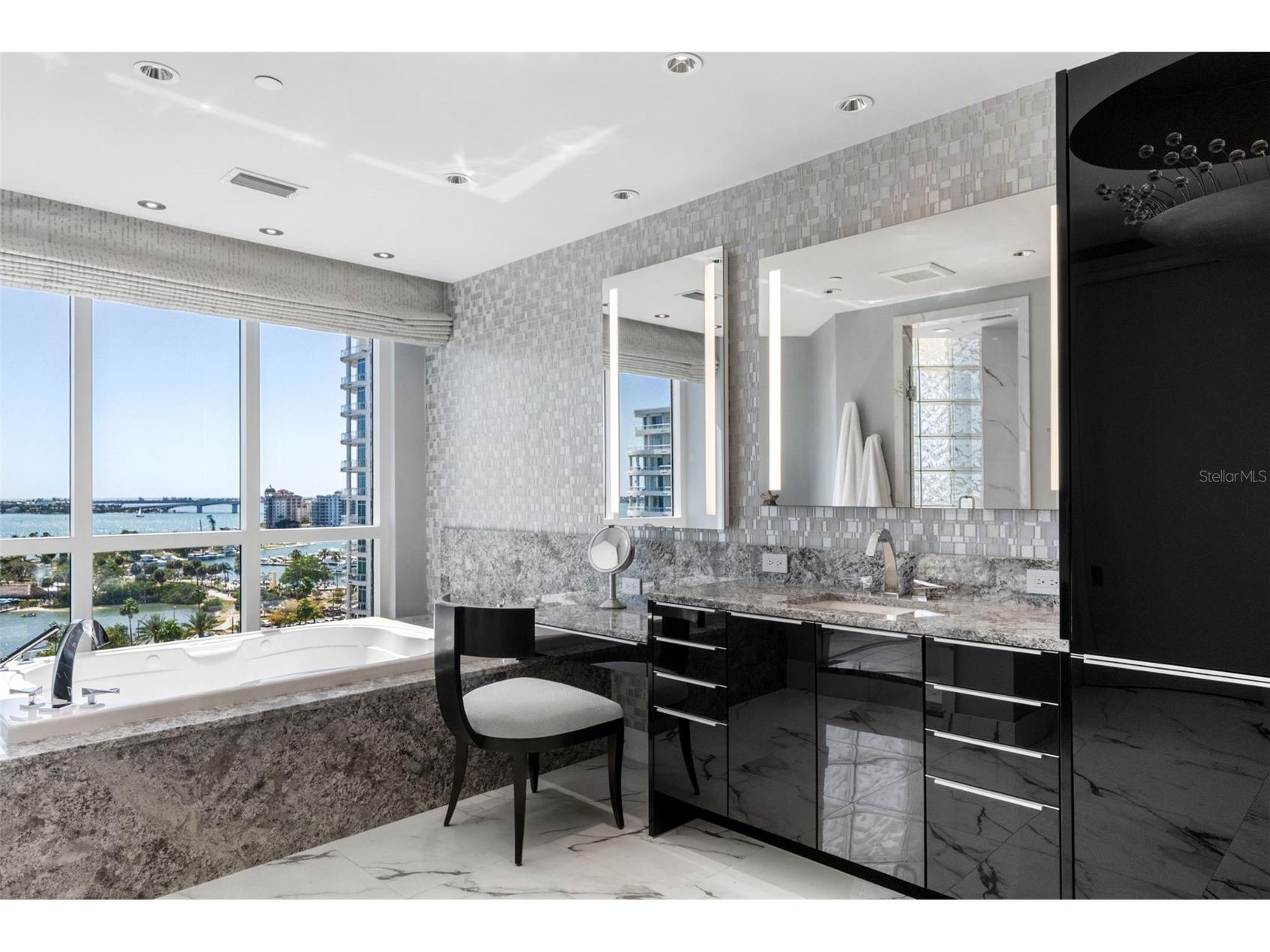 401 S Palm Avenue #1102 Sarasota FL 34236 - SARASOTA BAY A4689269 image39