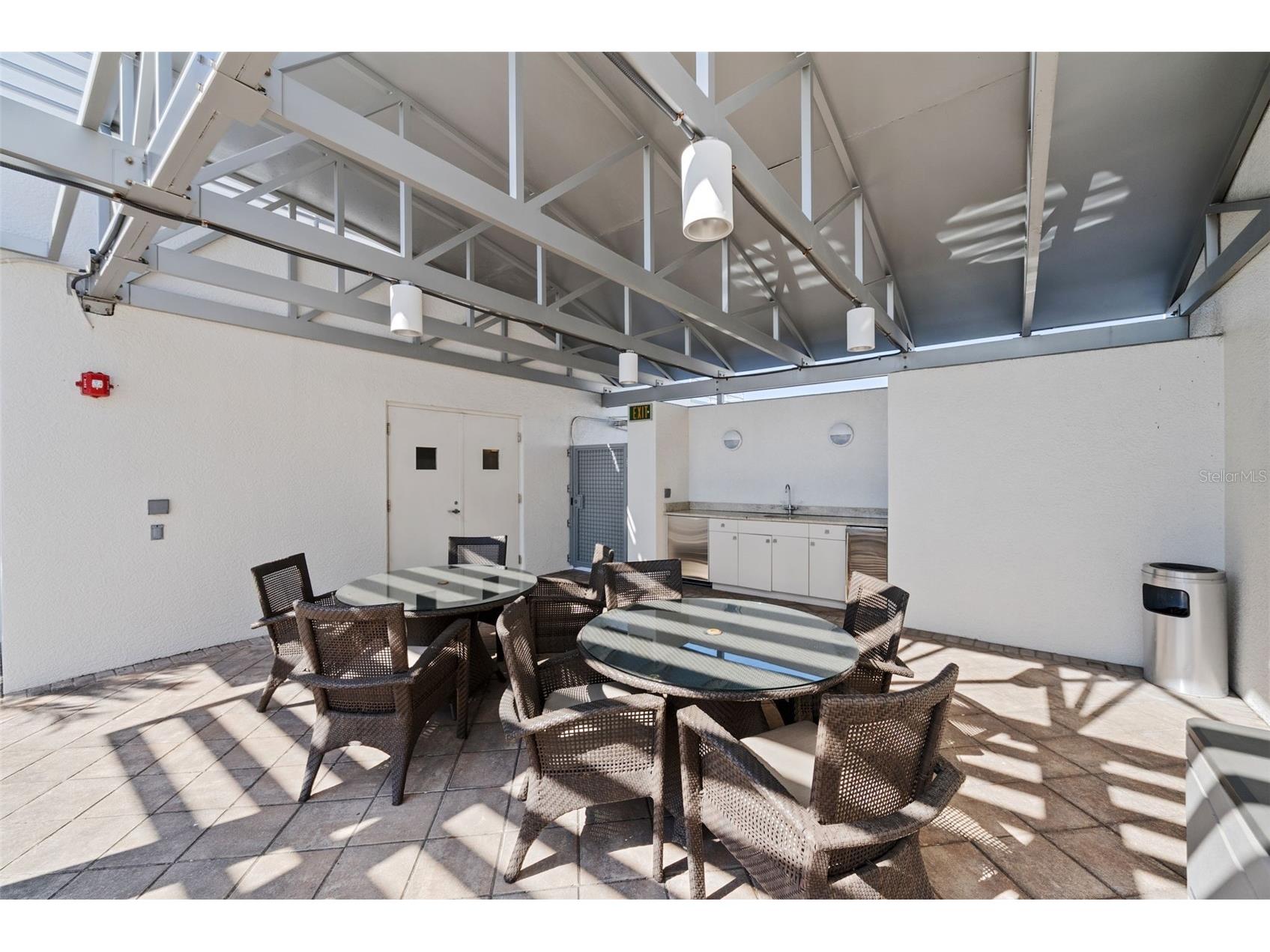 401 S Palm Avenue #1102 Sarasota FL 34236 - SARASOTA BAY A4689269 image54