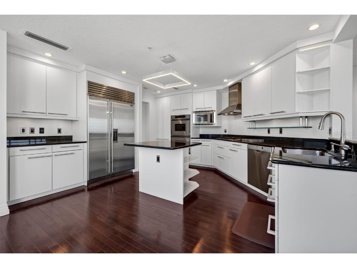 401 S Palm Avenue #801 Sarasota FL 34236 - SARASOTA BAY A4670548 image11