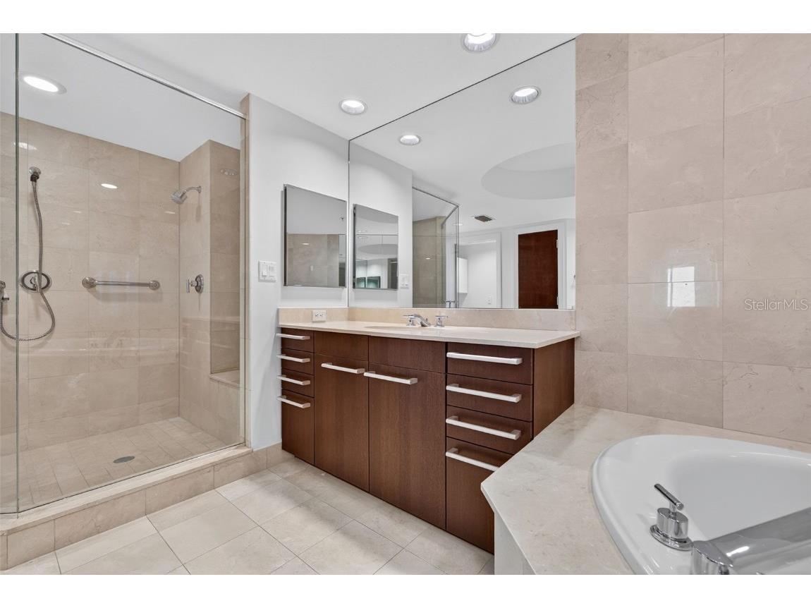 401 S Palm Avenue #801 Sarasota FL 34236 - SARASOTA BAY A4670548 image19