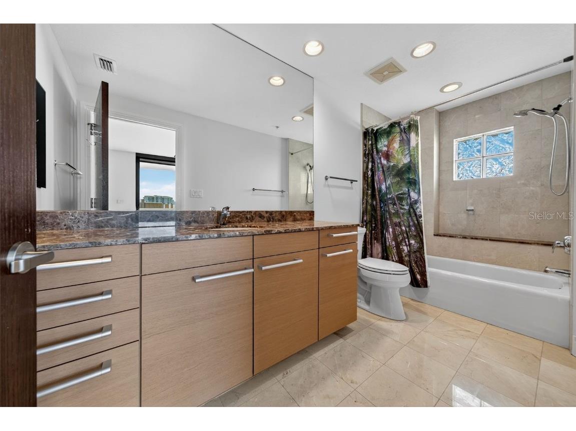 401 S Palm Avenue #801 Sarasota FL 34236 - SARASOTA BAY A4670548 image23