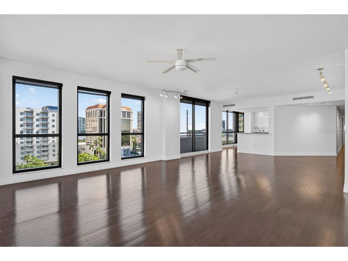 401 S Palm Avenue #801 Sarasota FL 34236 - SARASOTA BAY A4670548 image5