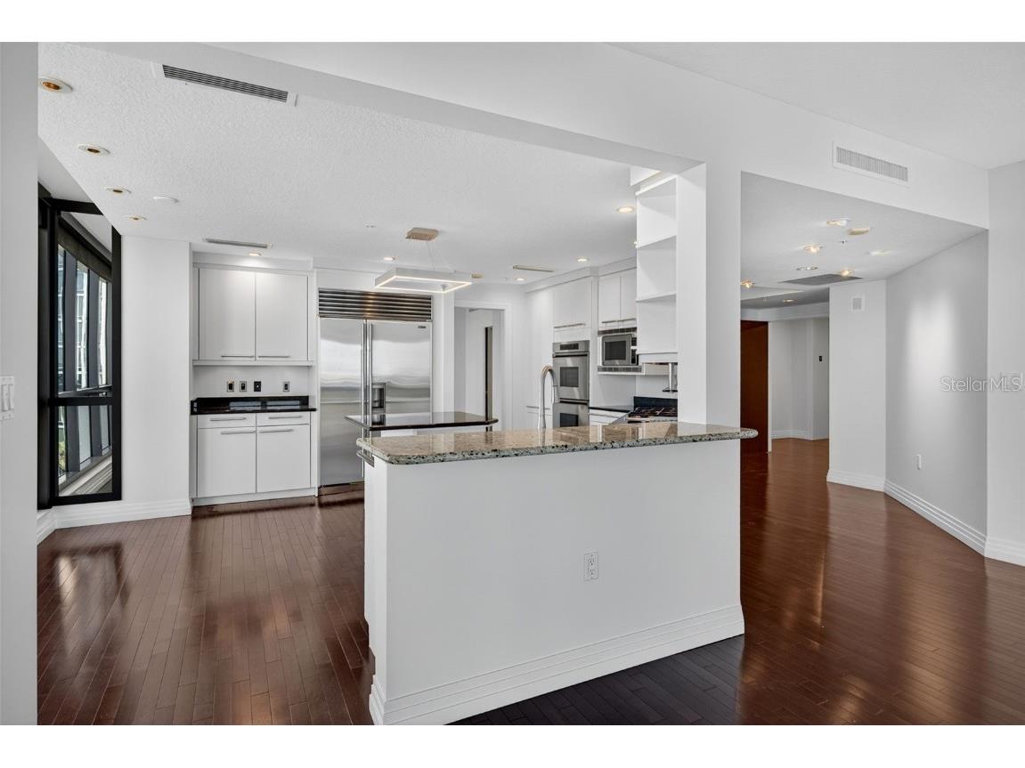 401 S Palm Avenue #801 Sarasota FL 34236 - SARASOTA BAY A4670548 image8