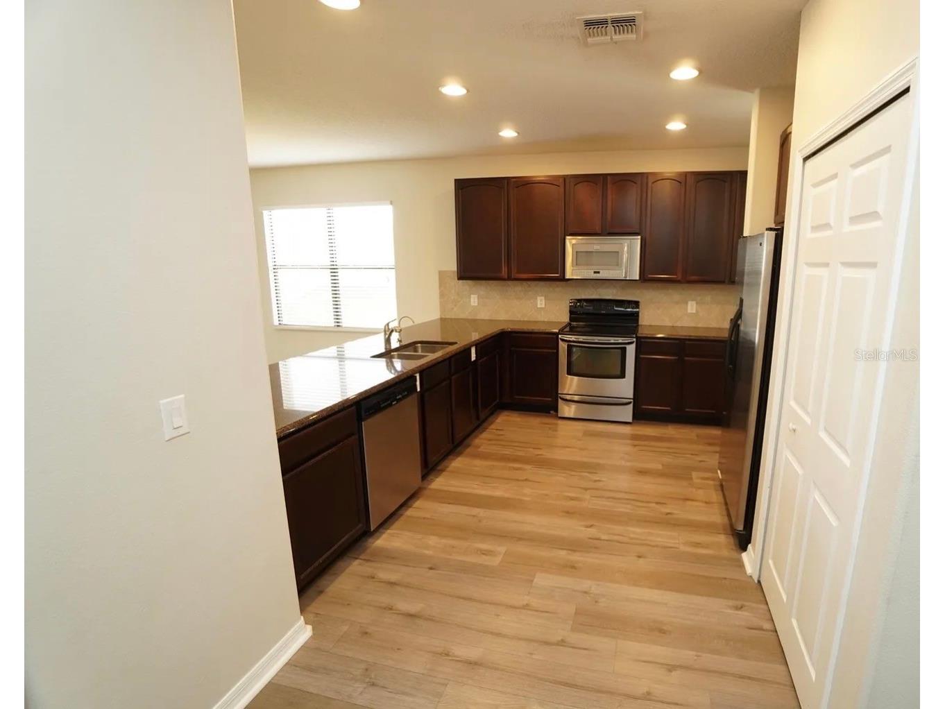 401 Savannah Preserve Loop Davenport FL 33837 G5111818 image2