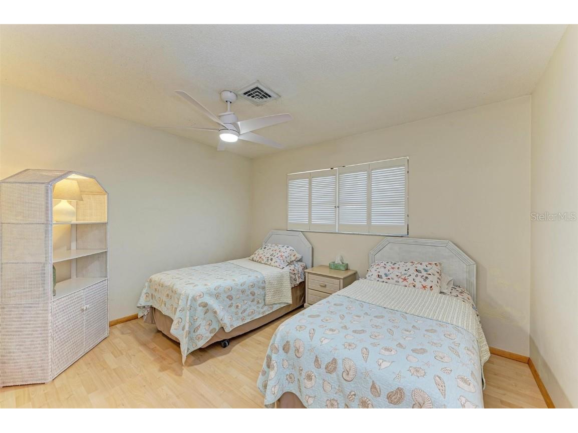 401 Shore Road Nokomis FL 34275 A4669551 image25