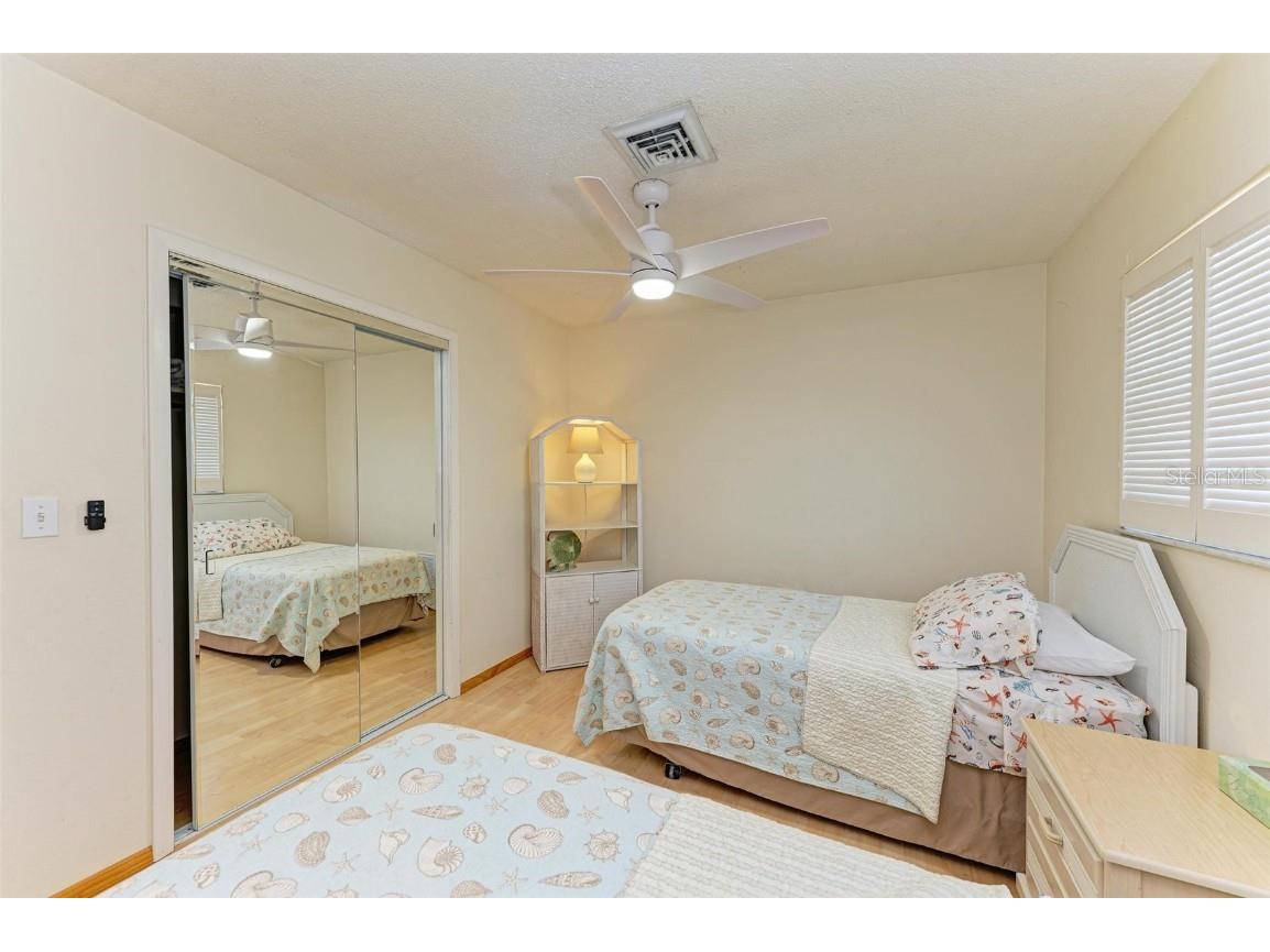 401 Shore Road Nokomis FL 34275 A4669551 image26