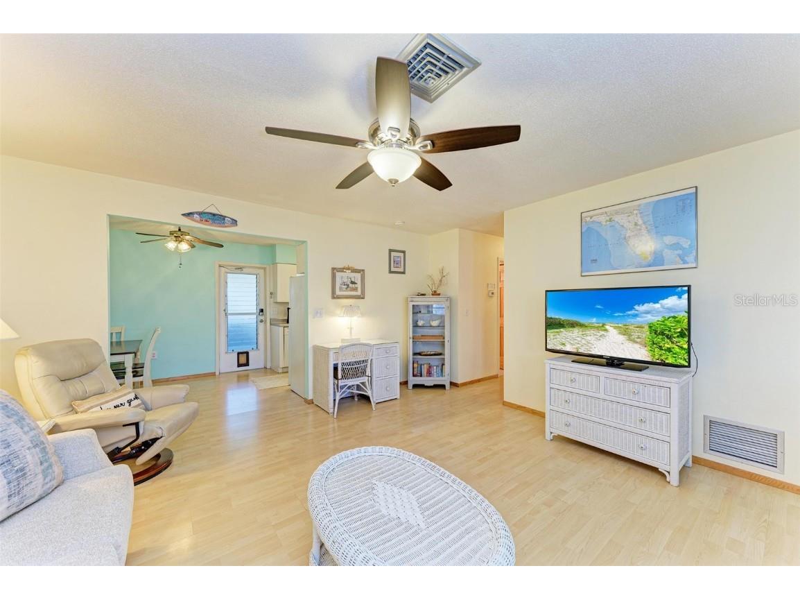 401 Shore Road Nokomis FL 34275 A4669551 image38