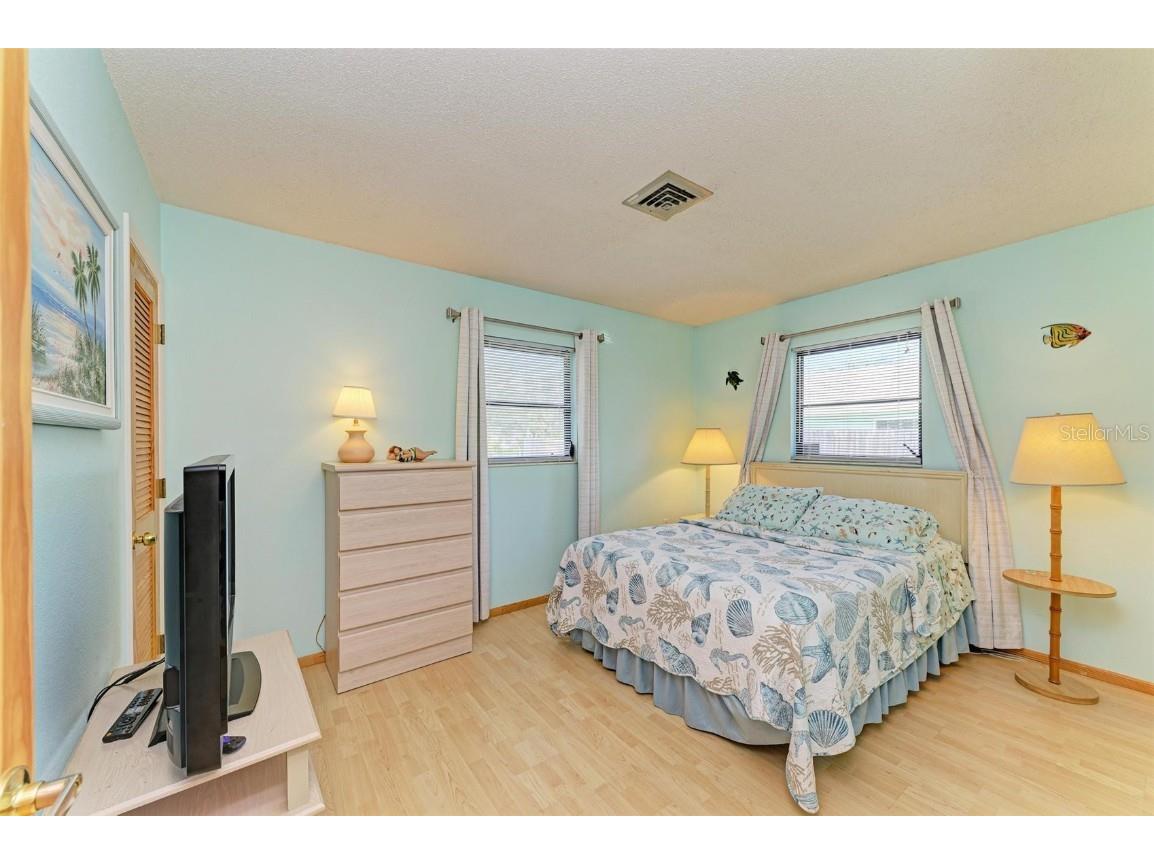 401 Shore Road Nokomis FL 34275 A4669551 image46