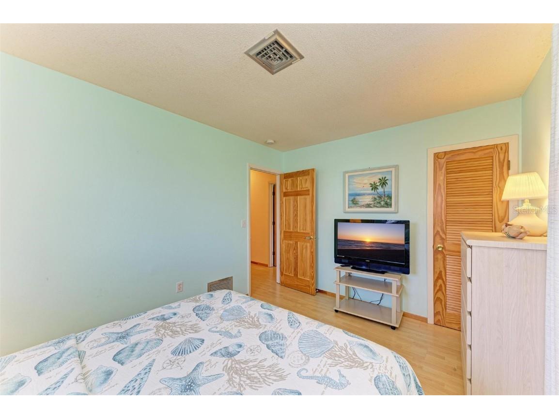 401 Shore Road Nokomis FL 34275 A4669551 image48