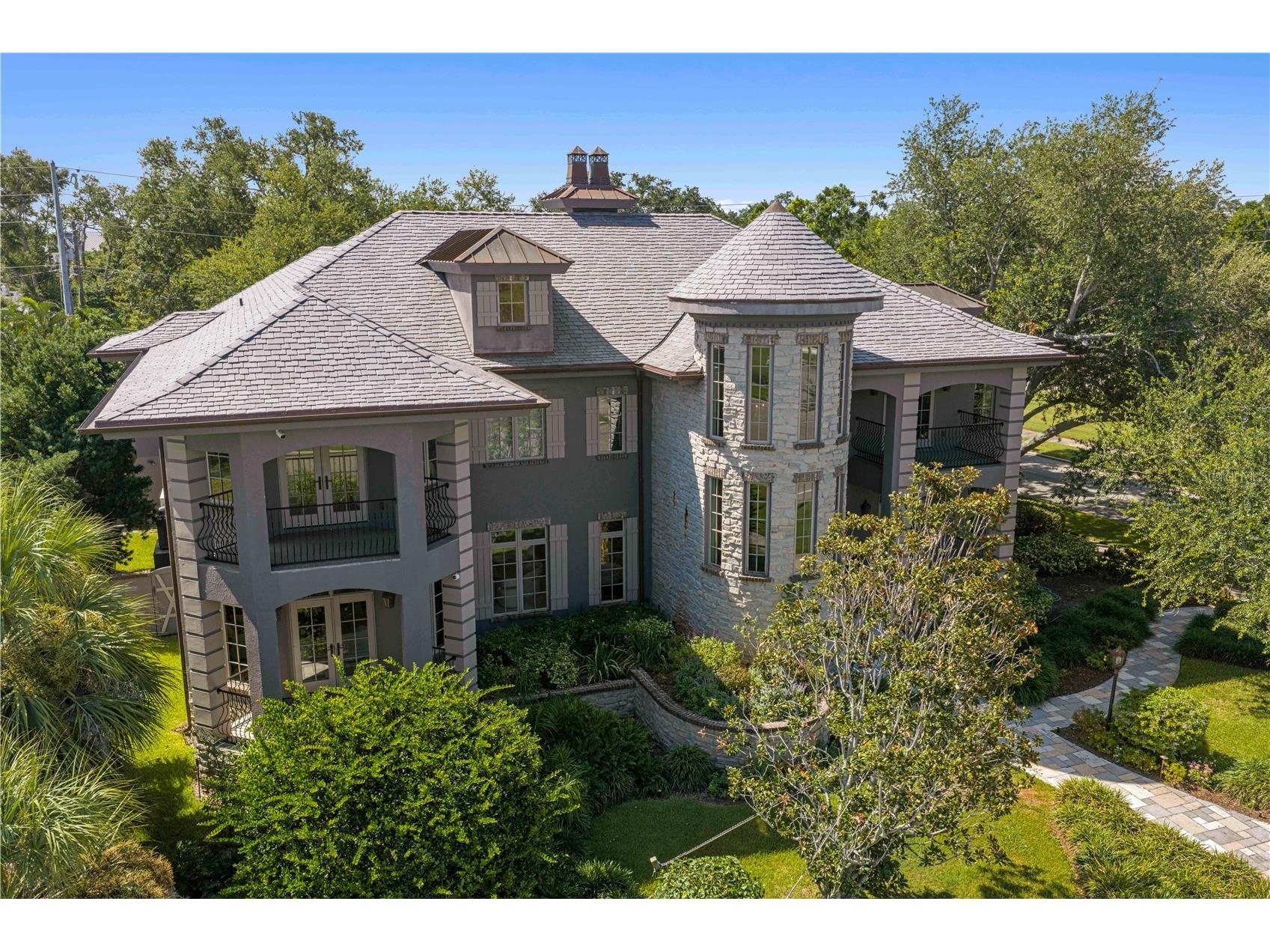 401 Snell Isle Boulevard NE Saint Petersburg FL 33704 TB8525734 image1