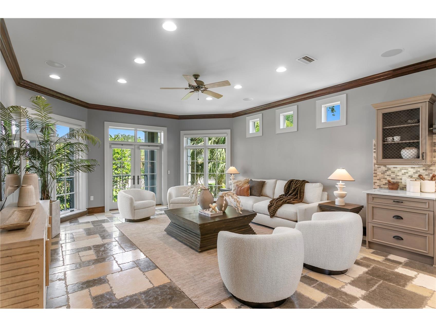 401 Snell Isle Boulevard NE Saint Petersburg FL 33704 TB8525734 image15