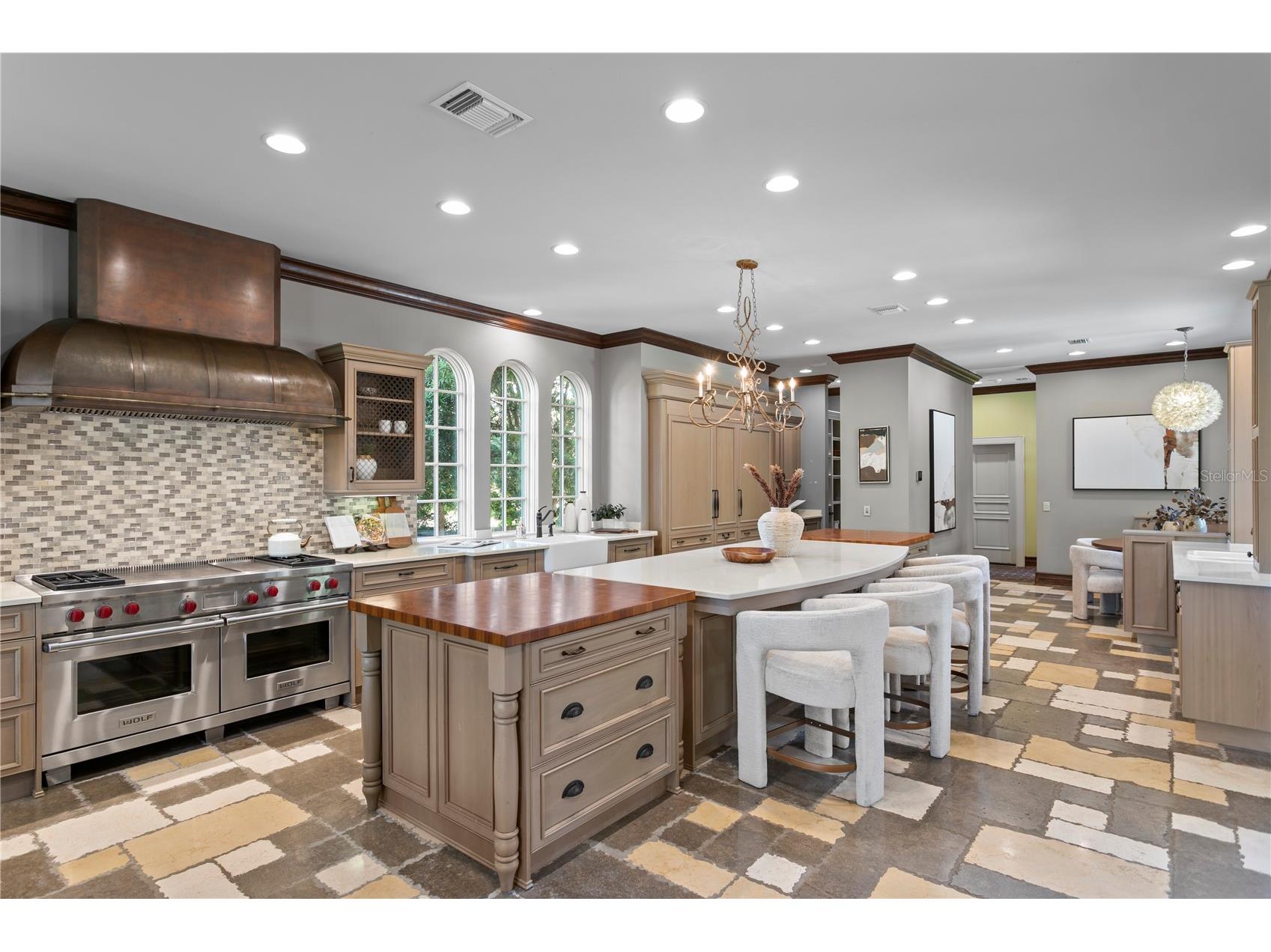 401 Snell Isle Boulevard NE Saint Petersburg FL 33704 TB8525734 image16