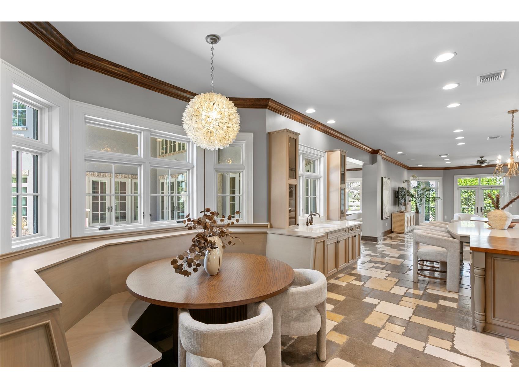 401 Snell Isle Boulevard NE Saint Petersburg FL 33704 TB8525734 image27