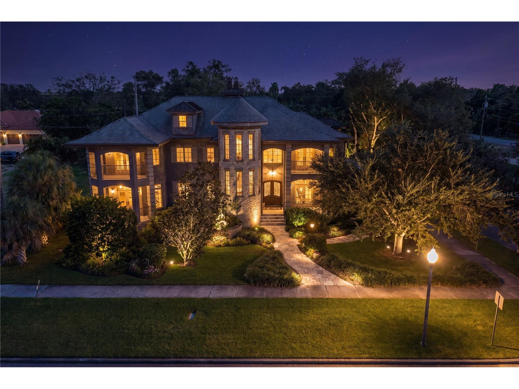 401 Snell Isle Boulevard NE Saint Petersburg FL 33704 TB8525734 image3