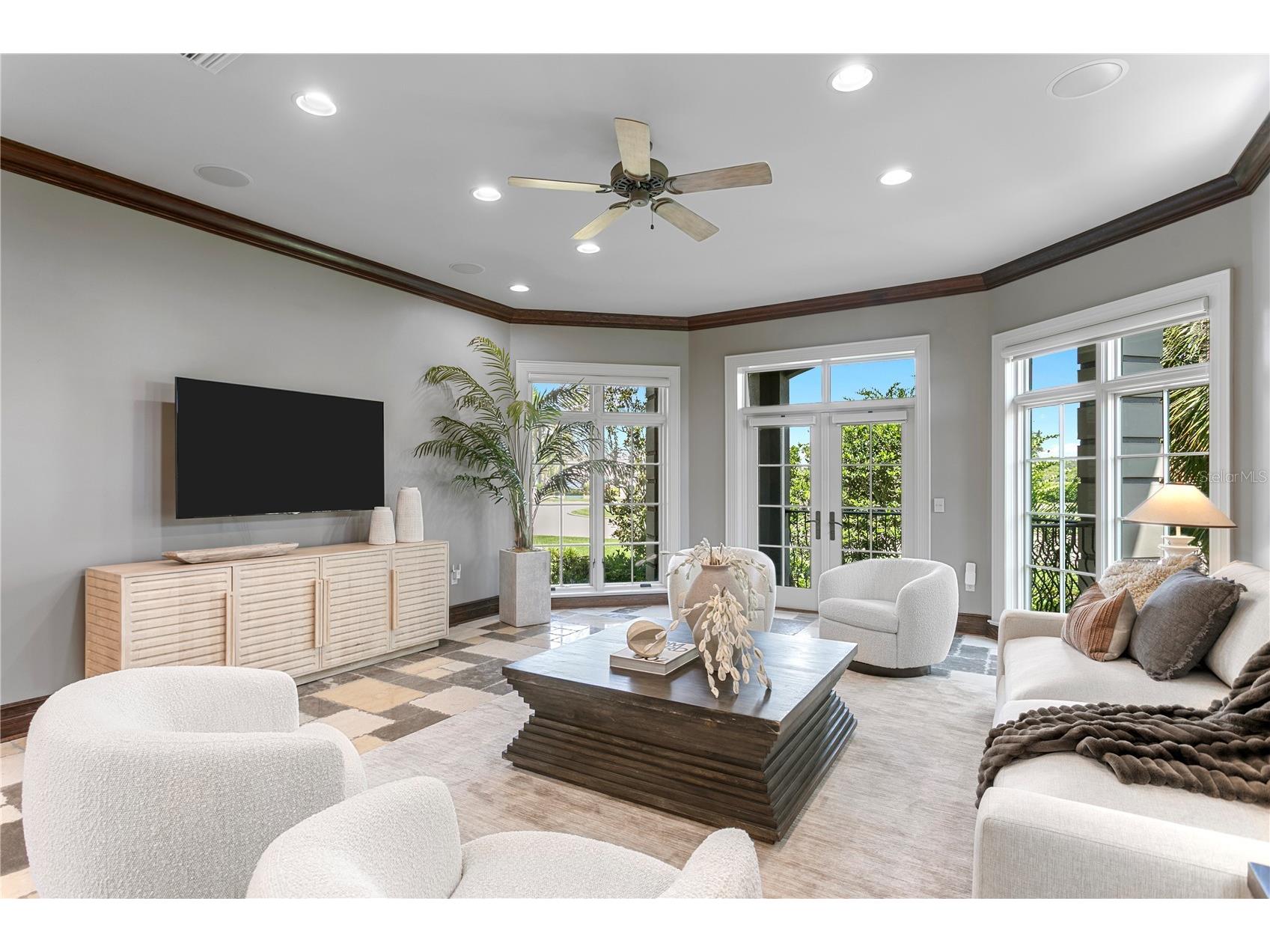 401 Snell Isle Boulevard NE Saint Petersburg FL 33704 TB8525734 image30