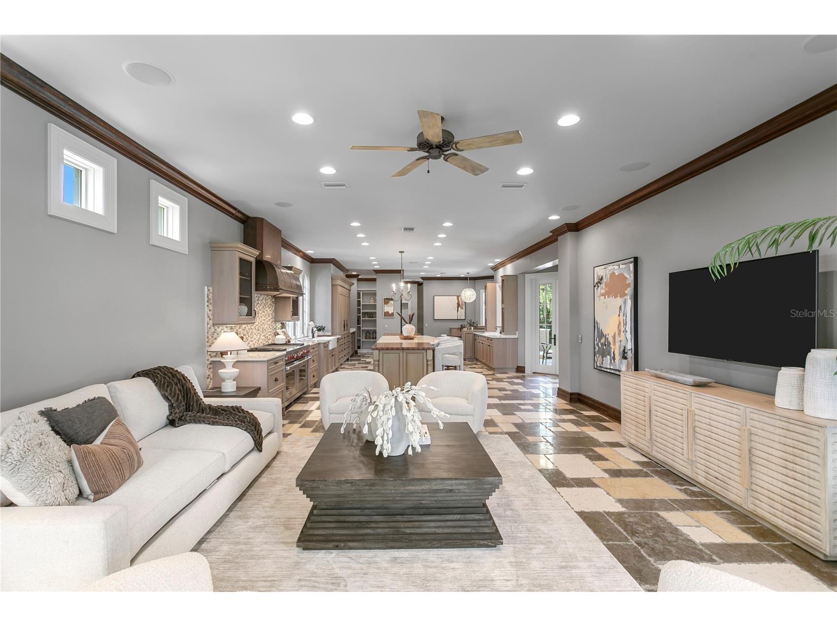 401 Snell Isle Boulevard NE Saint Petersburg FL 33704 TB8525734 image32