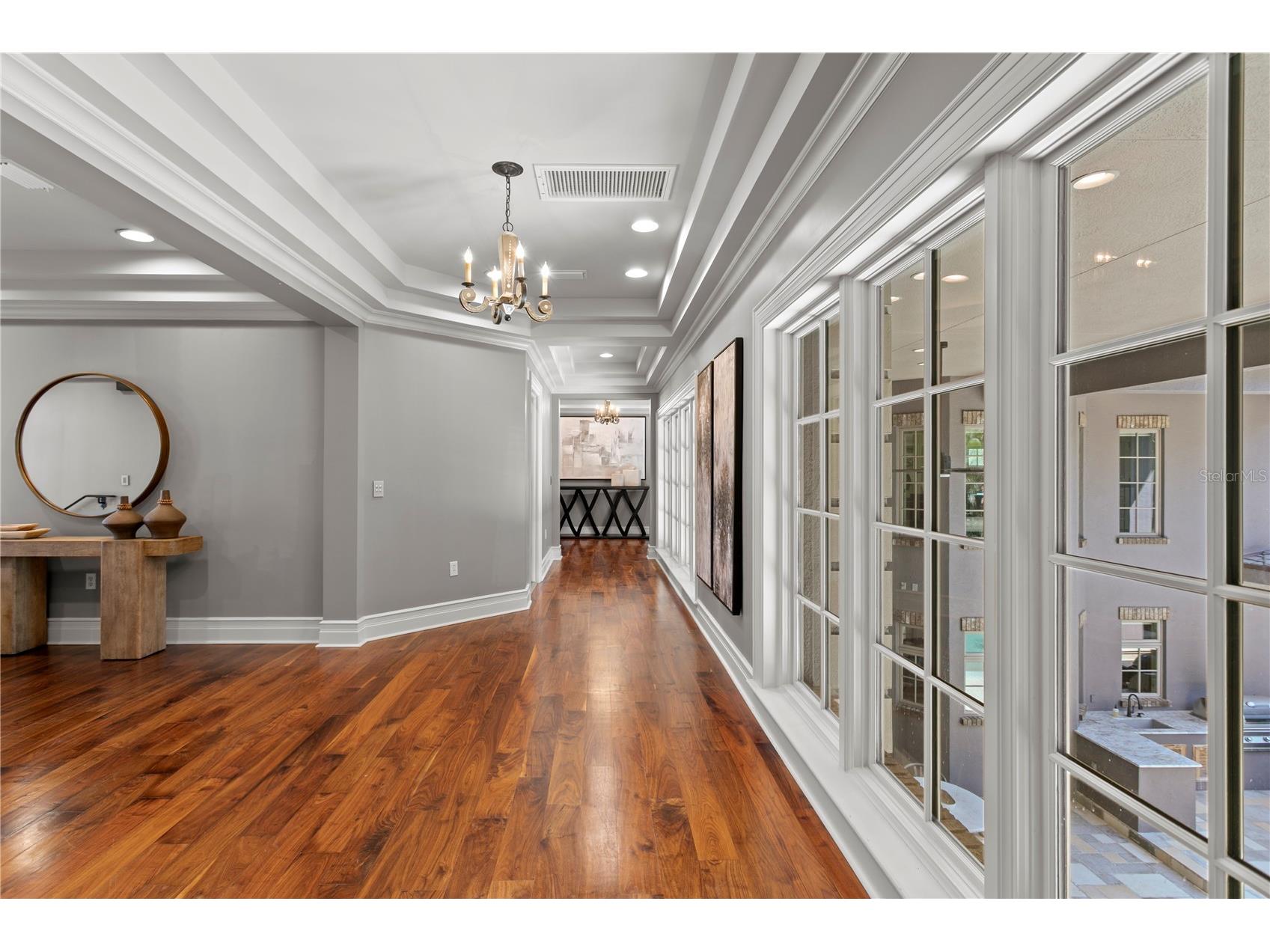 401 Snell Isle Boulevard NE Saint Petersburg FL 33704 TB8525734 image39