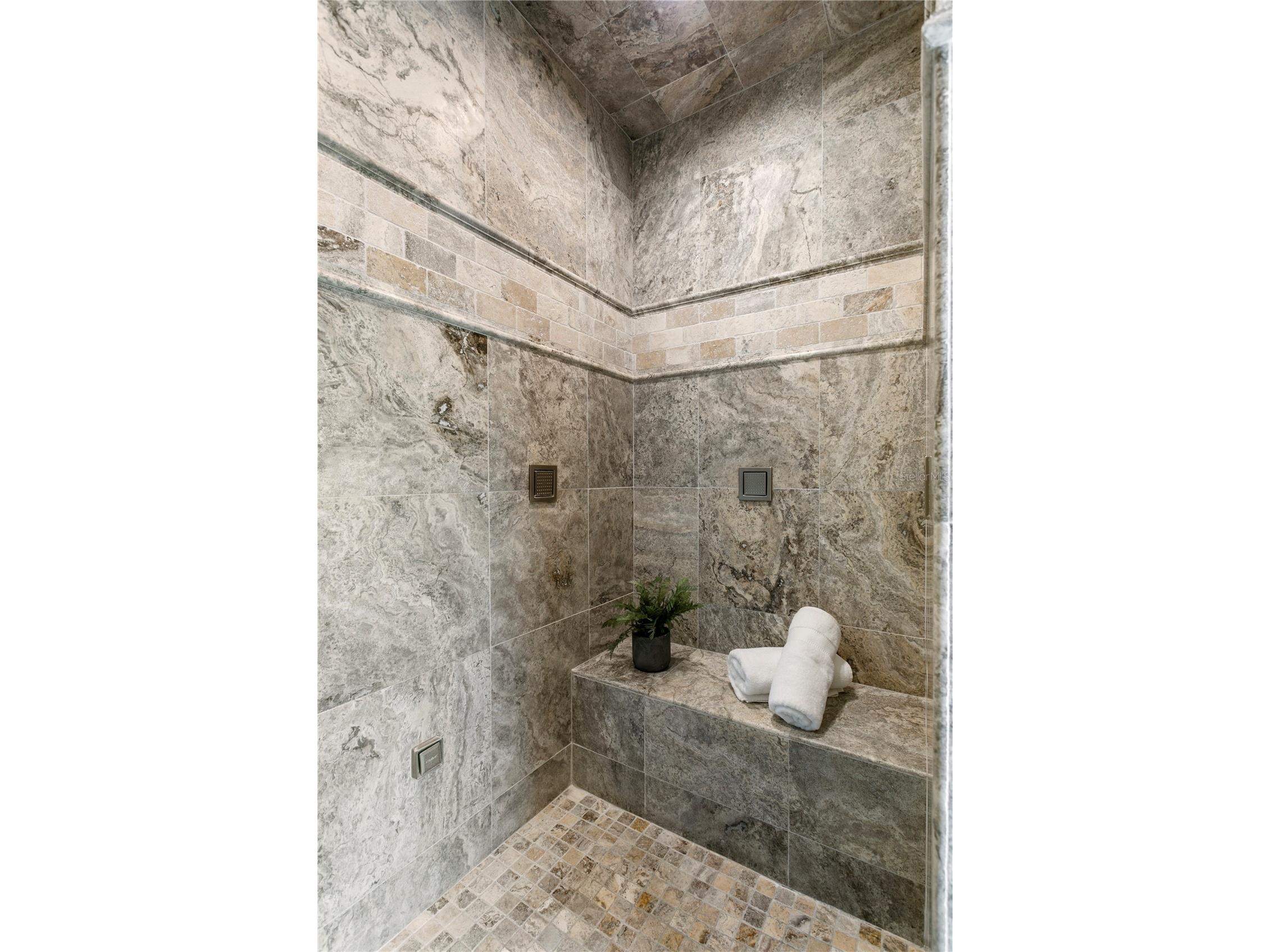 401 Snell Isle Boulevard NE Saint Petersburg FL 33704 TB8525734 image52