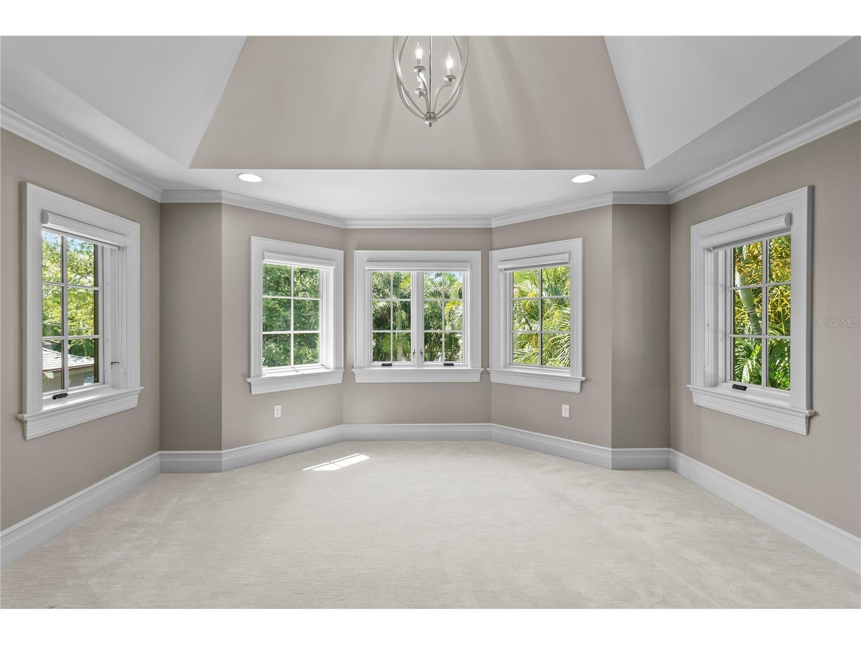 401 Snell Isle Boulevard NE Saint Petersburg FL 33704 TB8525734 image64