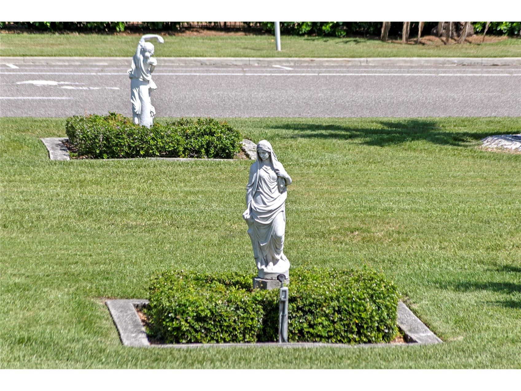 401 Snell Isle Boulevard NE Saint Petersburg FL 33704 TB8525734 image67