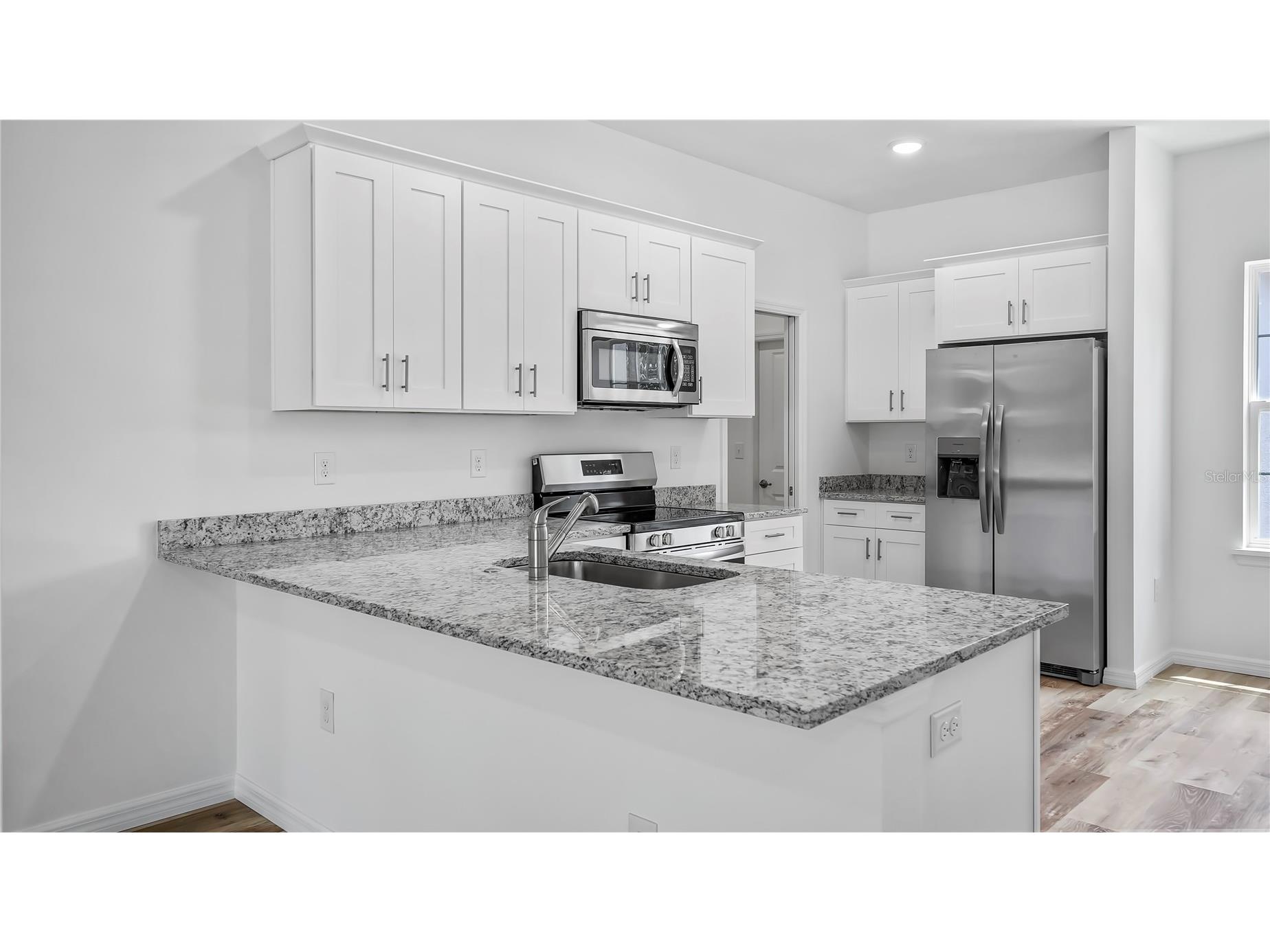 401 W Central Avenue Howey In The Hills FL 34737 G5106352 image11