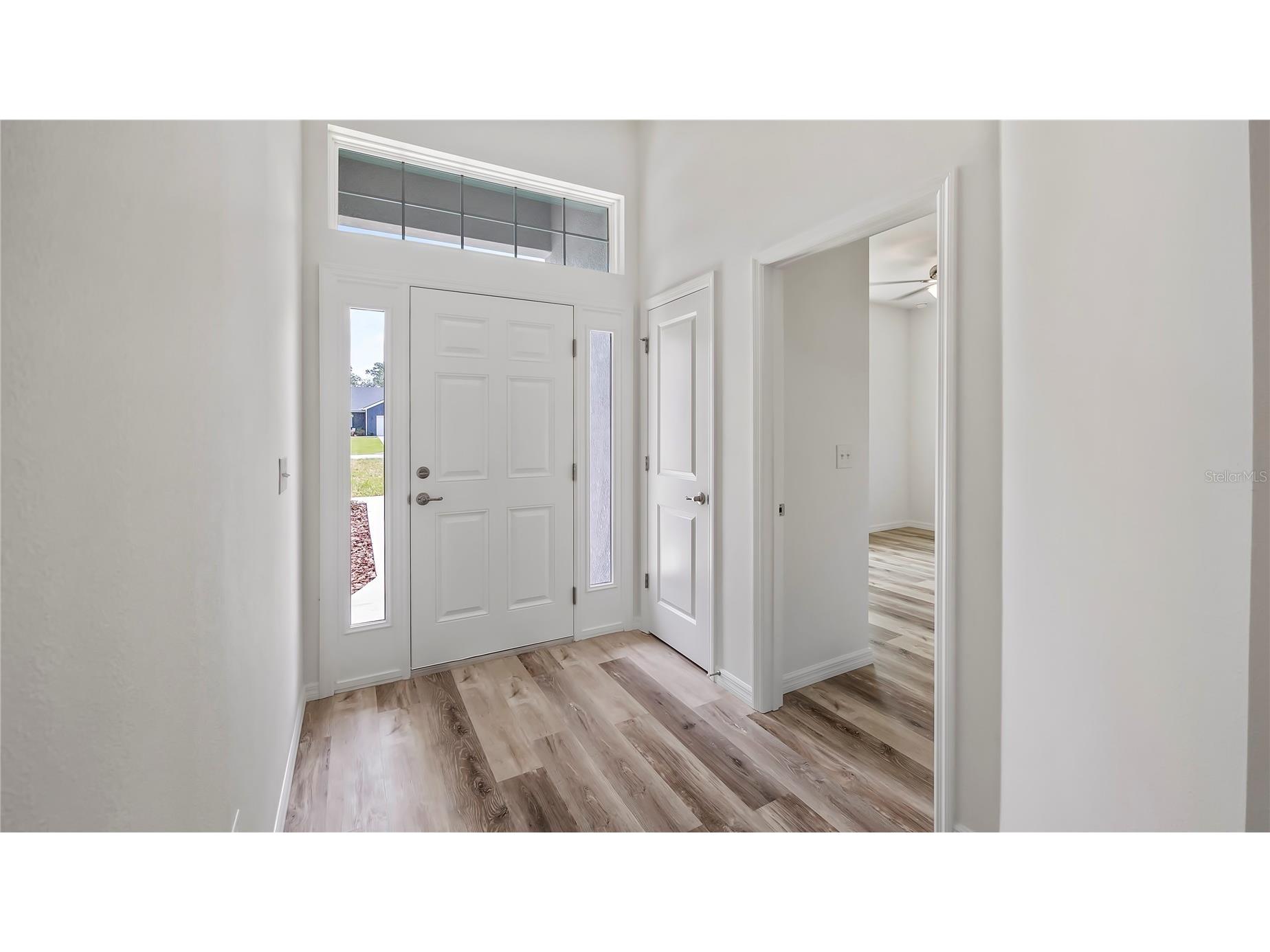 401 W Central Avenue Howey In The Hills FL 34737 G5106352 image3