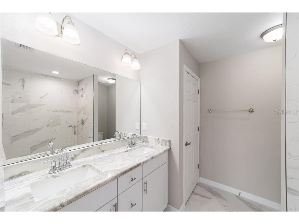 401 W Homeway Loop Citrus Springs FL 34434 OM698172 image19