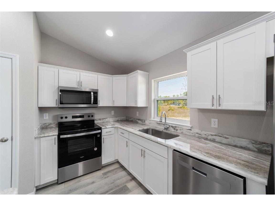 401 W Homeway Loop Citrus Springs FL 34434 OM698172 image5