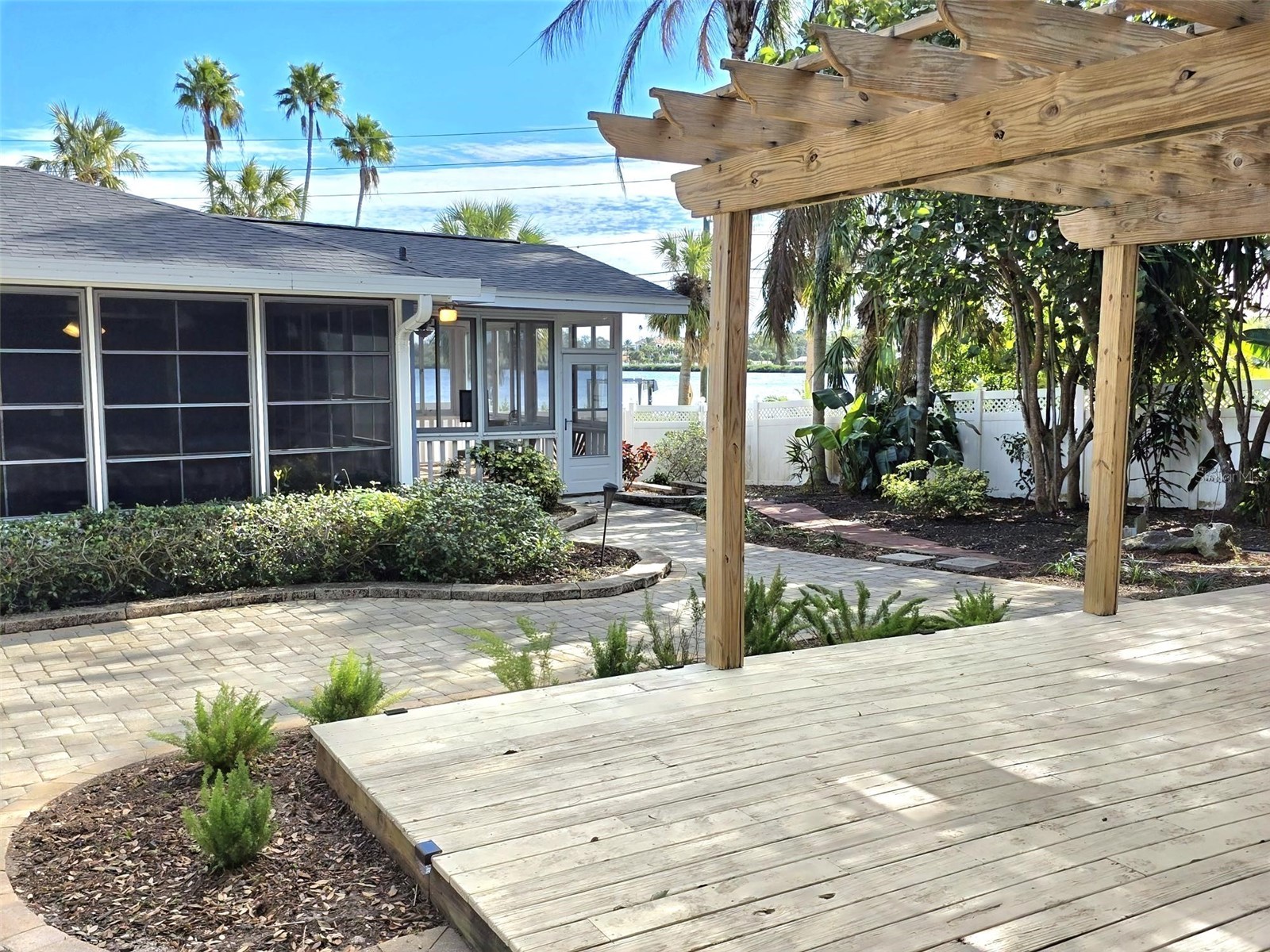 401 Whitcomb Boulevard Tarpon Springs FL 34689 TB8459309 image49