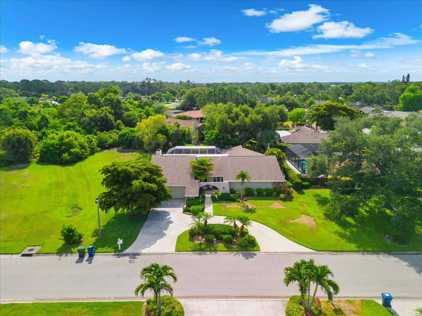 4010 Country View Drive Sarasota FL 34233 A4697648 image1