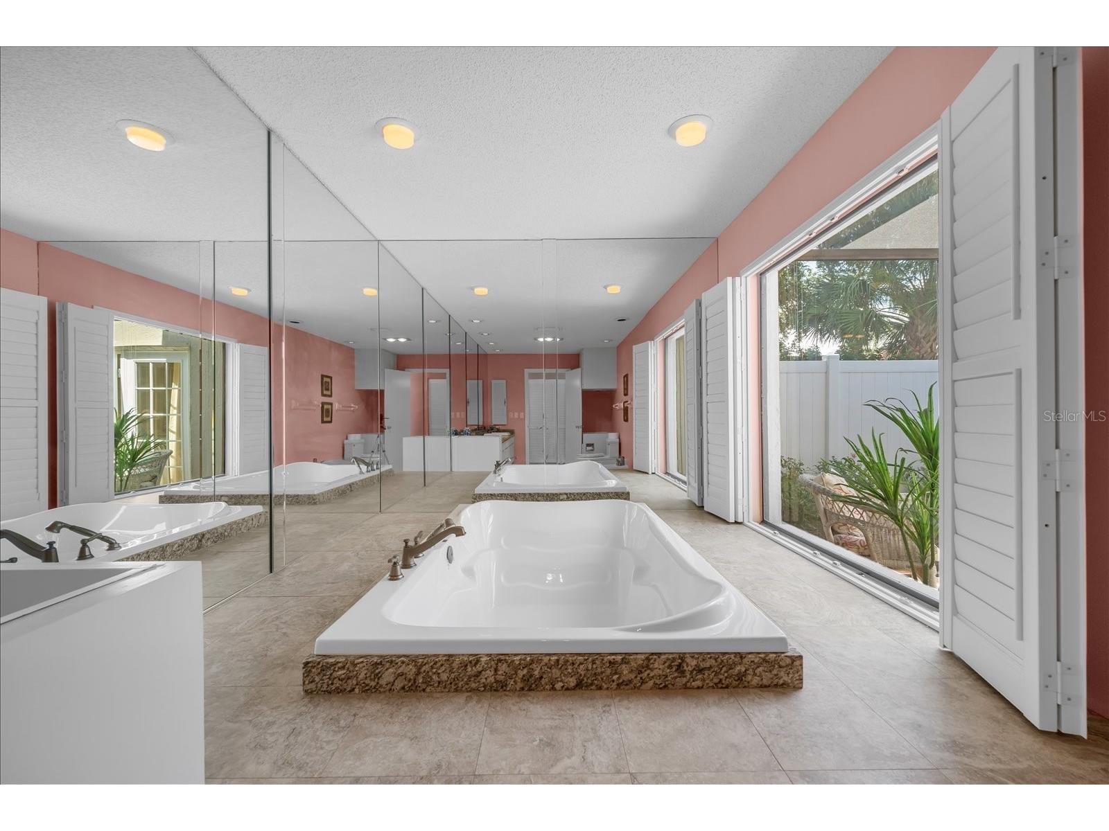 4010 Country View Drive Sarasota FL 34233 A4697648 image32
