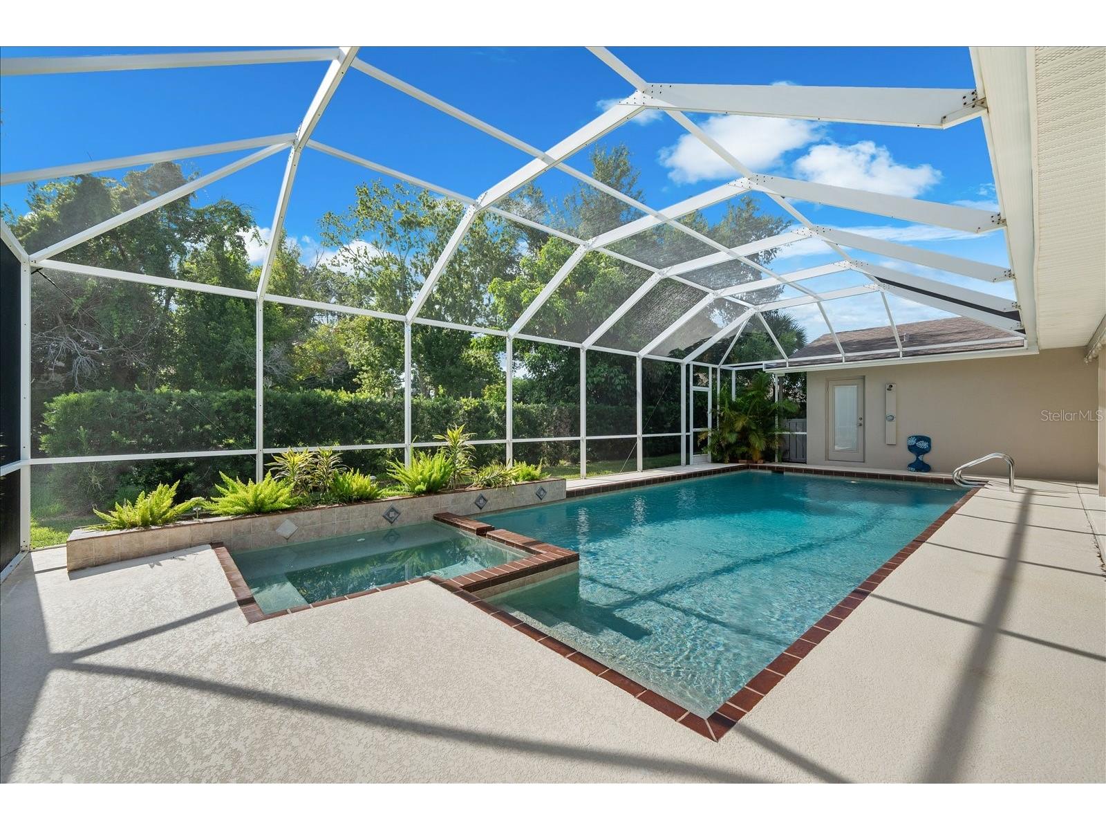 4010 Country View Drive Sarasota FL 34233 A4697648 image40