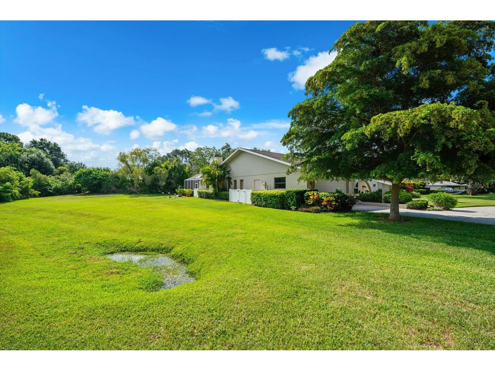 4010 Country View Drive Sarasota FL 34233 A4697648 image45