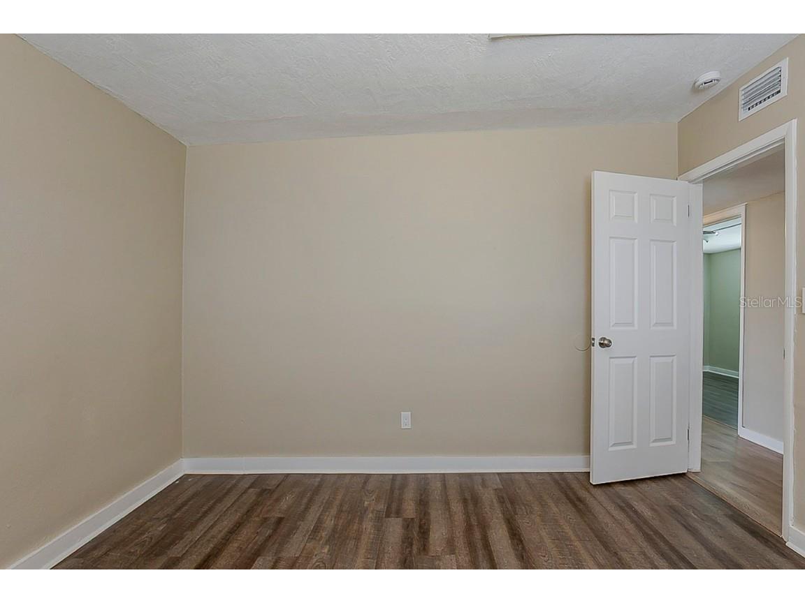 4010 Emerson Avenue S Saint Petersburg FL 33711 O6304092 image18