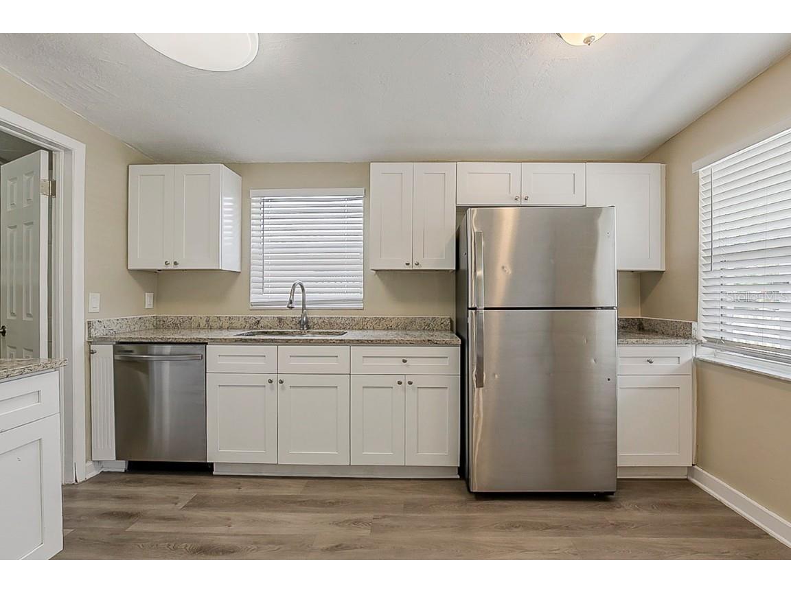 4010 Emerson Avenue S Saint Petersburg FL 33711 O6304092 image2