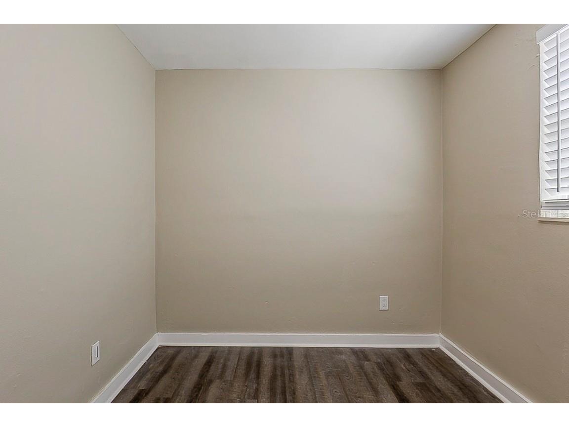 4010 Emerson Avenue S Saint Petersburg FL 33711 O6304092 image9