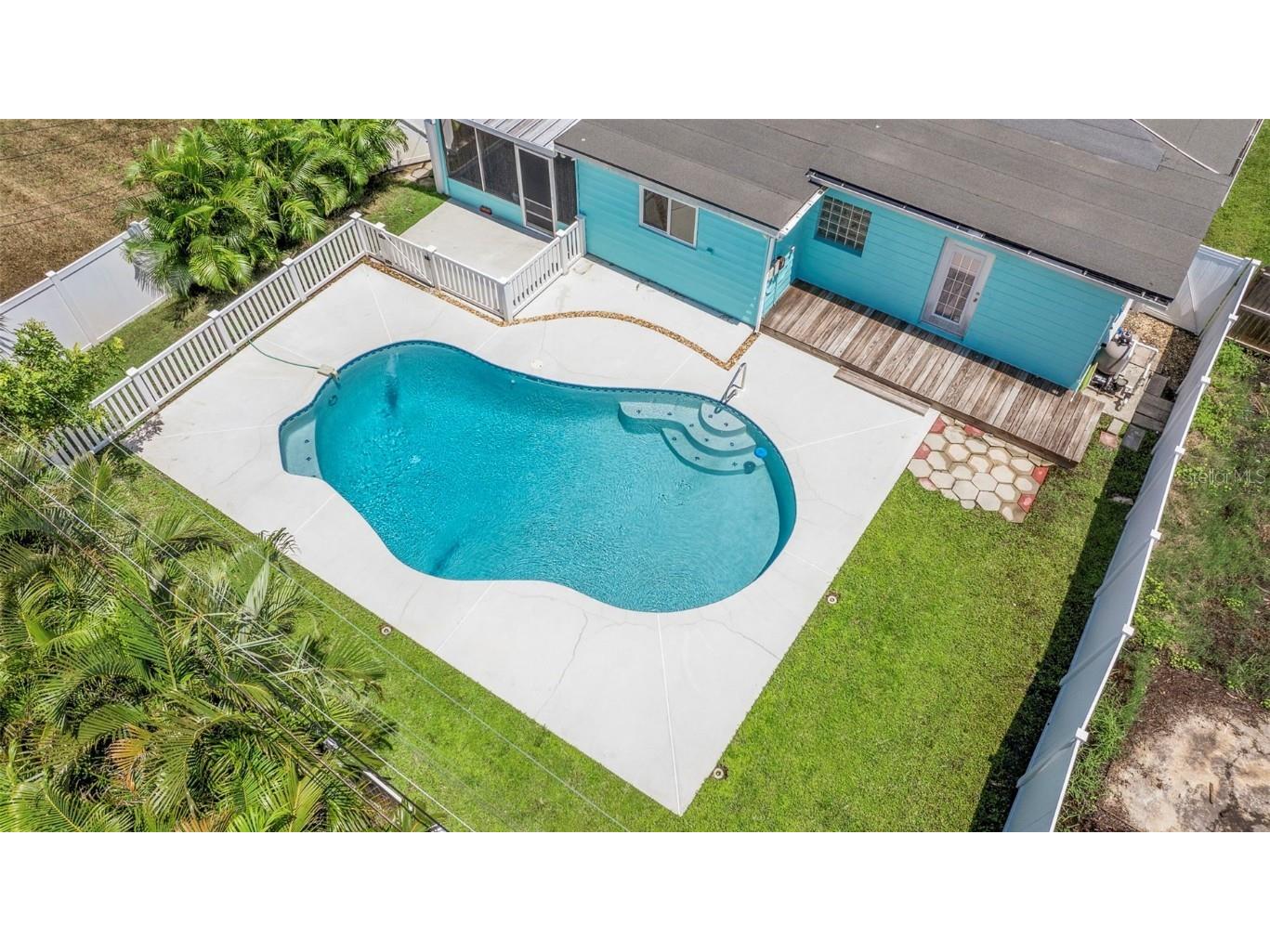 4010 Huntington Street NE Saint Petersburg FL 33703 U8254733 image1