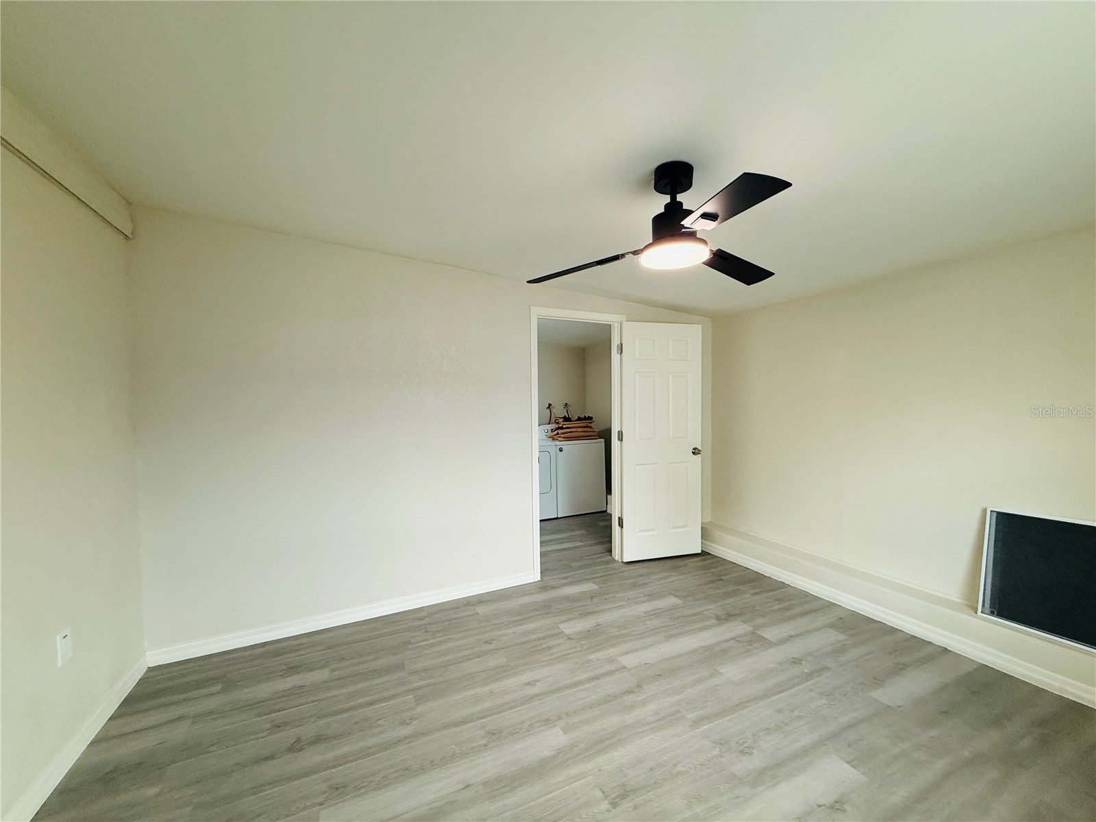 4010 Miramar Way S Saint Petersburg FL 33705 TB8516208 image14