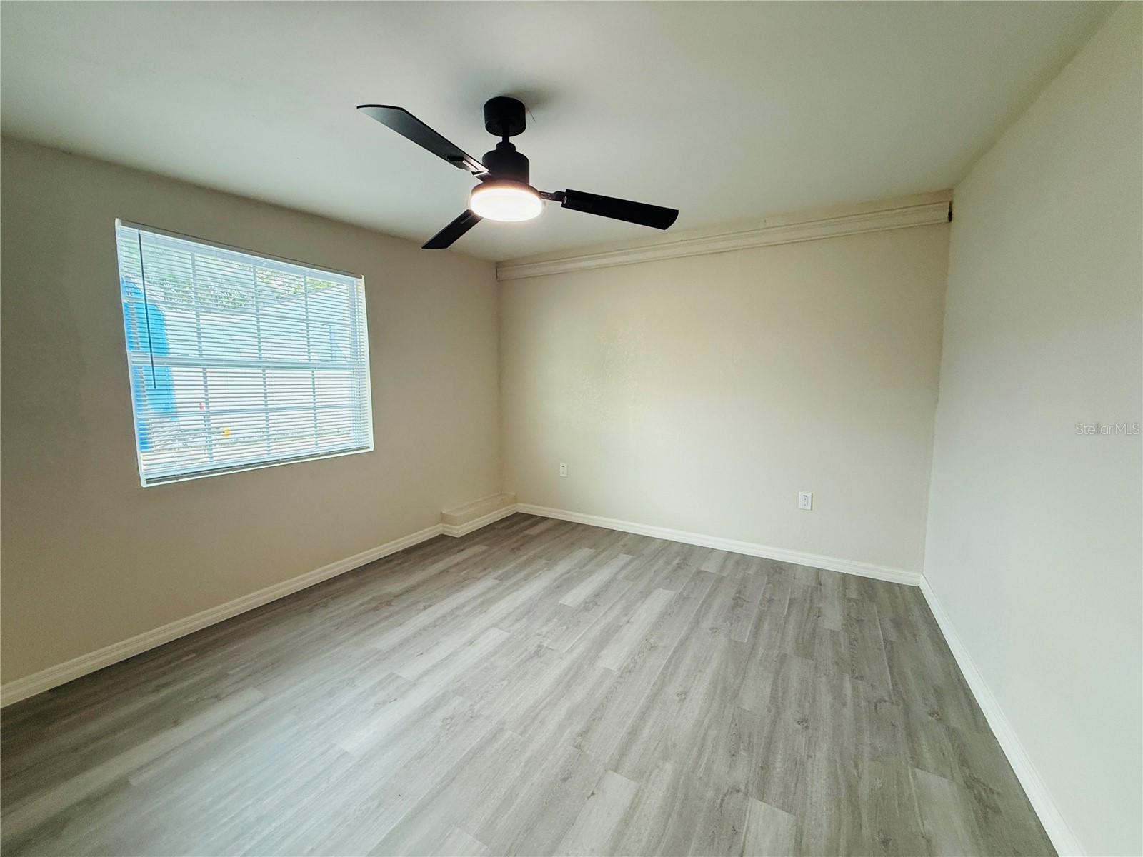 4010 Miramar Way S Saint Petersburg FL 33705 TB8516208 image23