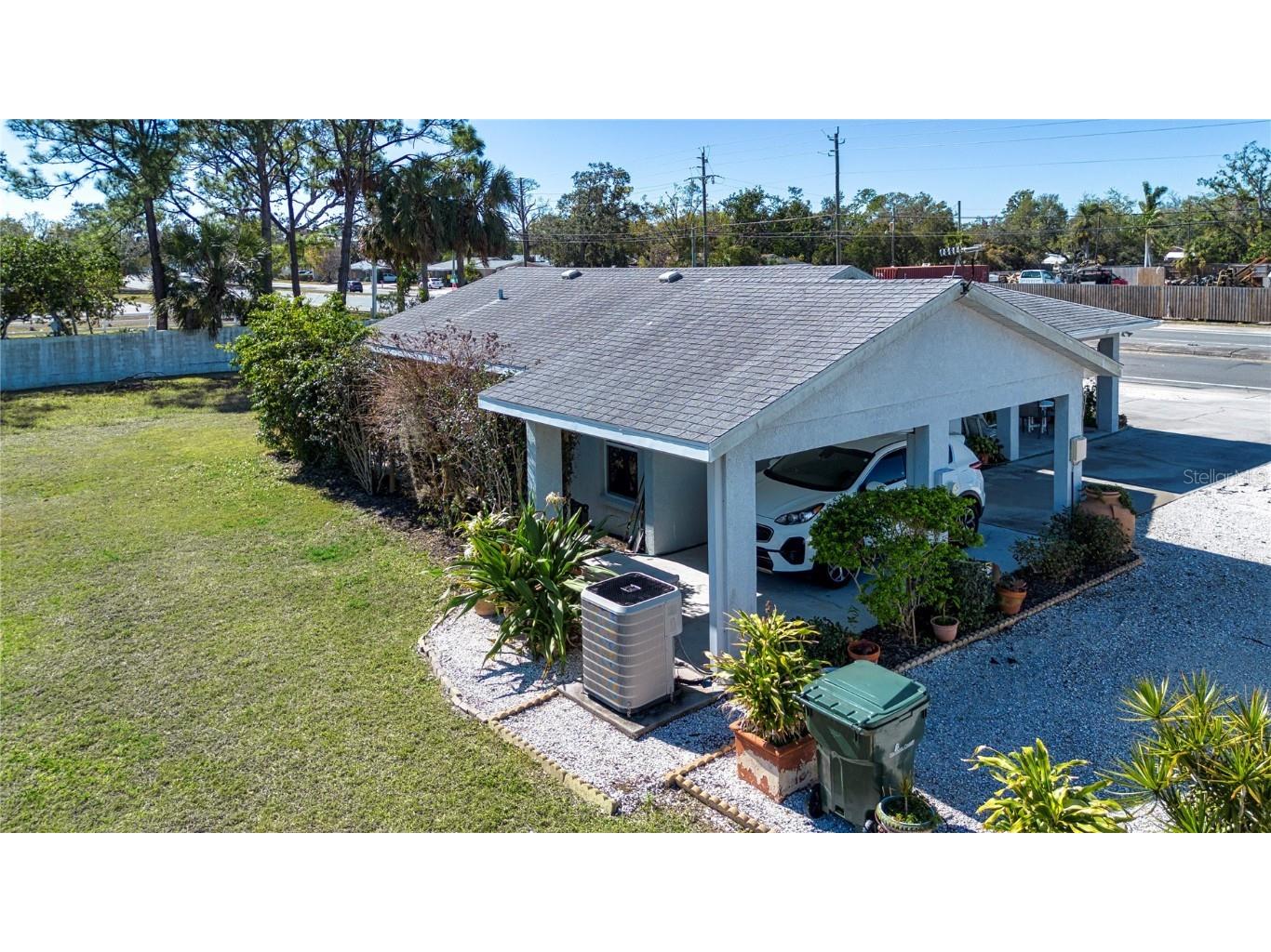 4010 N Lockwood Ridge Road Sarasota FL 34234 TB8379028 image3