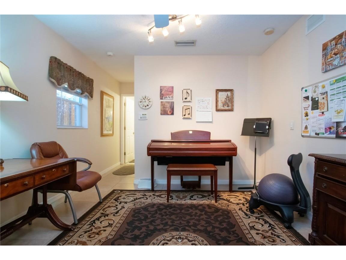 4010 N Lockwood Ridge Road Sarasota FL 34234 TB8379028 image49