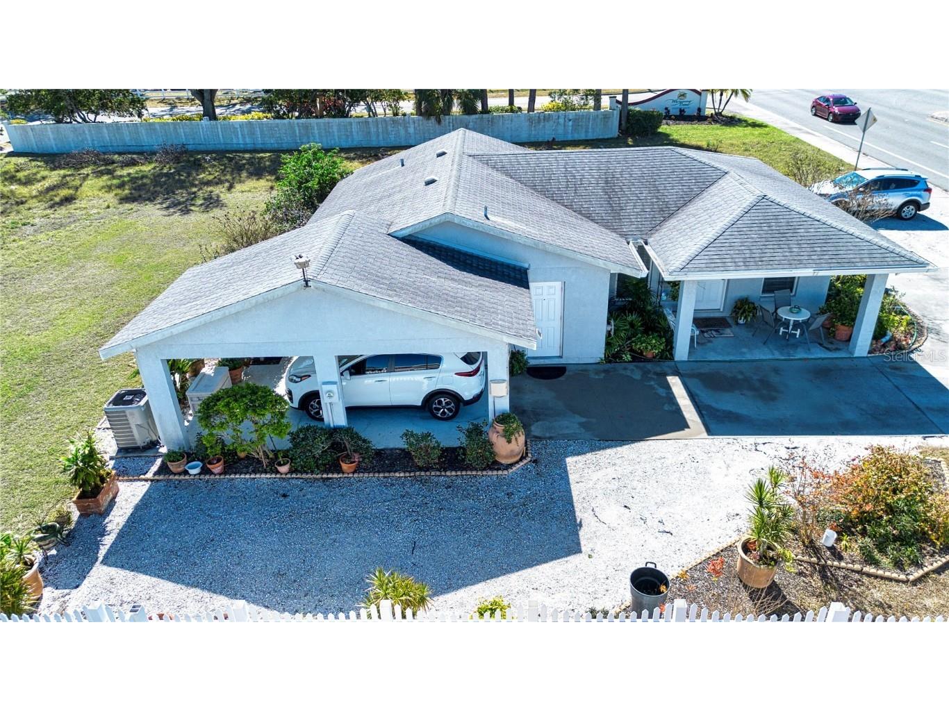 4010 N Lockwood Ridge Road Sarasota FL 34234 TB8379028 image6