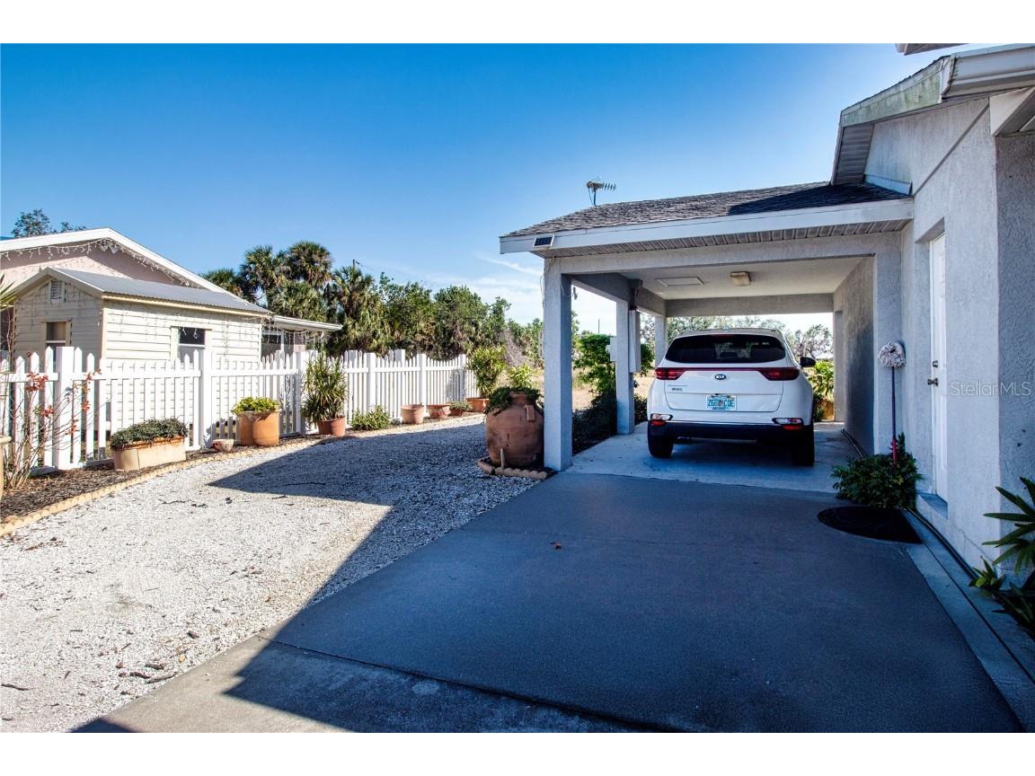 4010 N Lockwood Ridge Road Sarasota FL 34234 TB8379028 image9