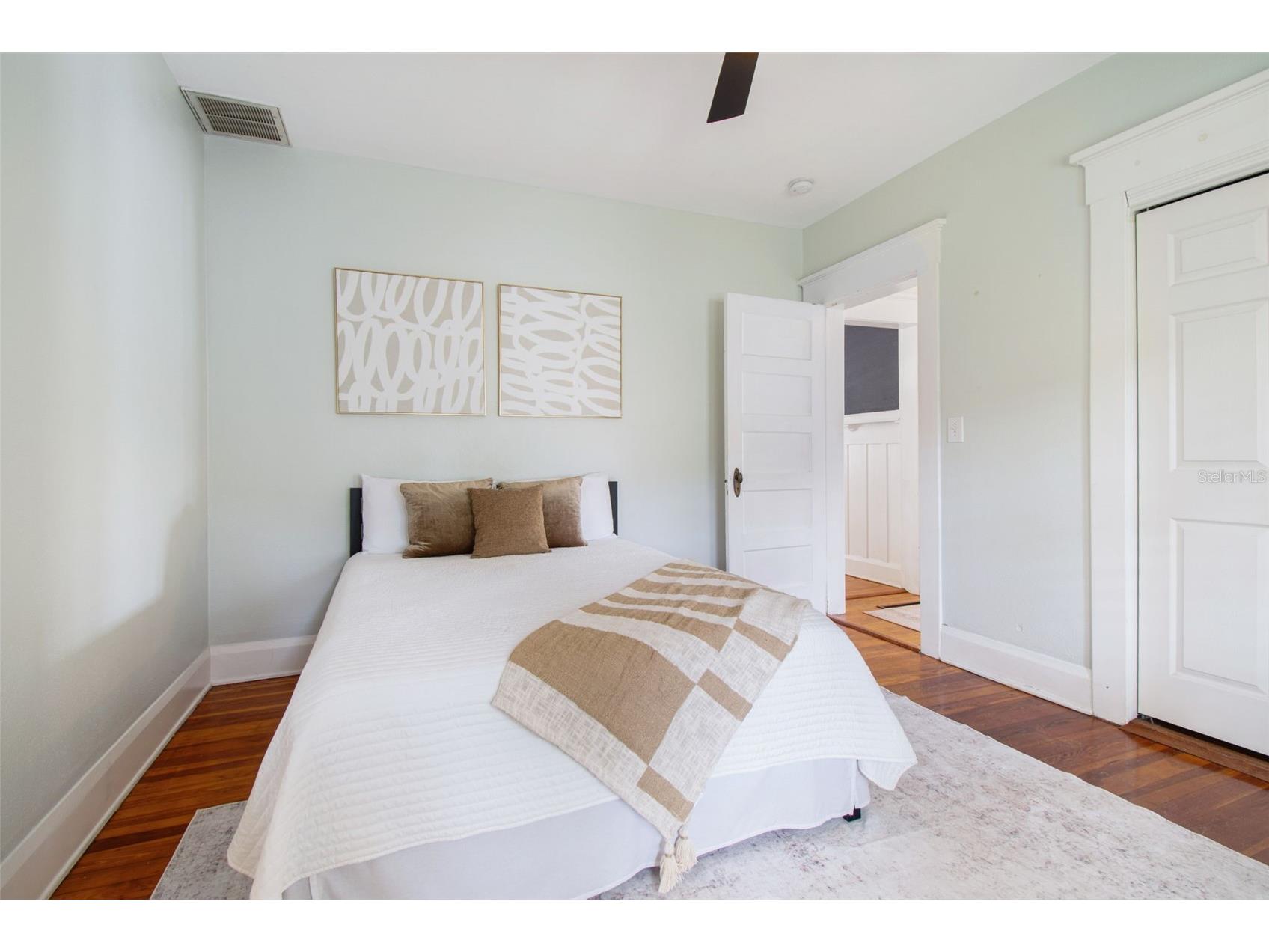 4010 W Neptune Street Tampa FL 33629 TB8515986 image41