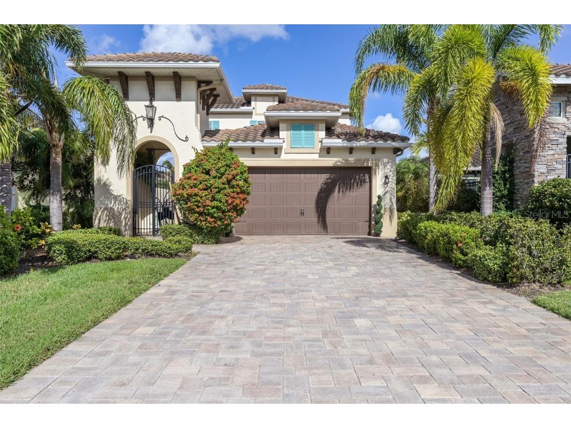 4011 5th Avenue NE Bradenton FL 34208 - CANAL/MANATEE RIVER A4628917 image1