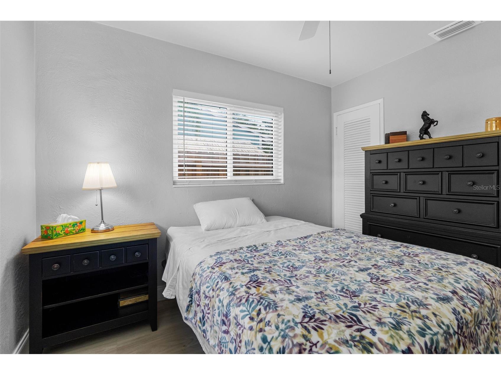 4011 7th Avenue N Saint Petersburg FL 33713 TB8524838 image15